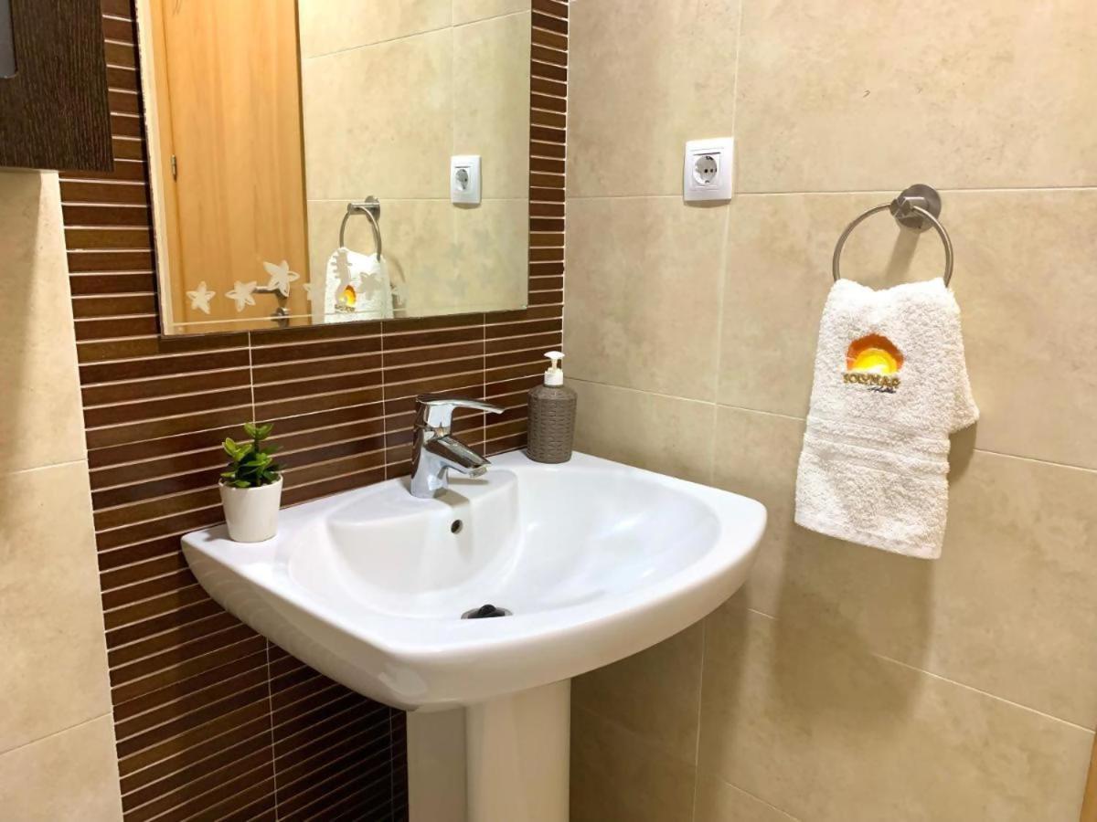 Apartamento Novomar By Solymar Holiday Torre Del Mar Exteriör bild